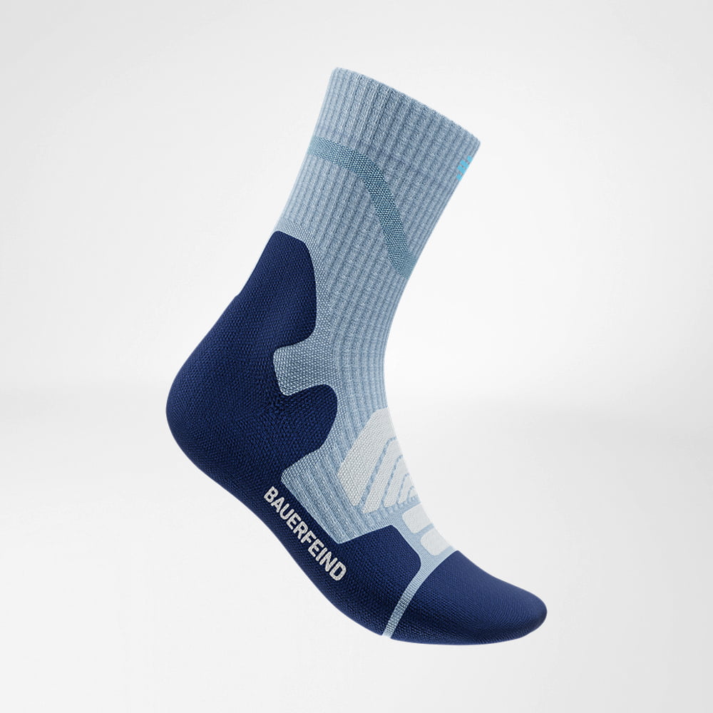 Side view of the light blue medium of Merino - hiking socks