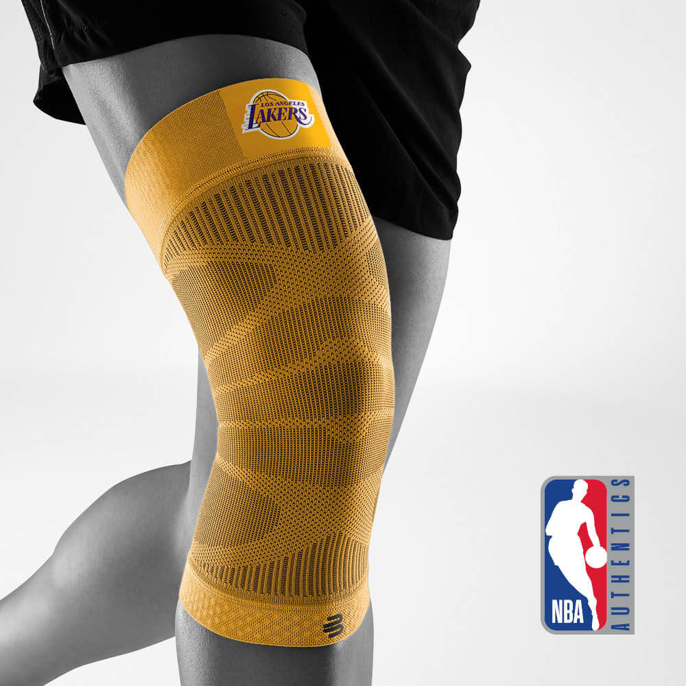 Complete view Knee Sleeve NBA La Lakers on the stylized gray body
