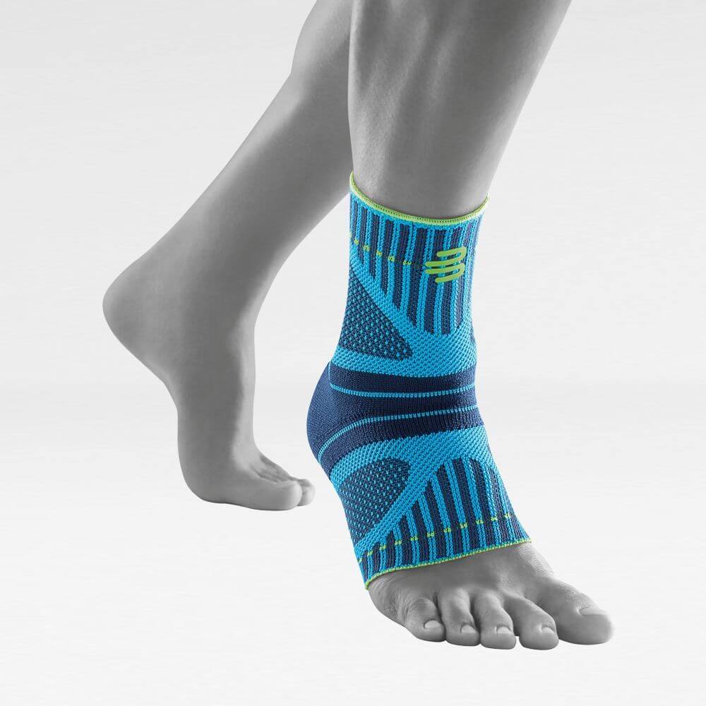 Front complete view of the Rivera-colored Ankle Support Dynamic on the stylized gray leg