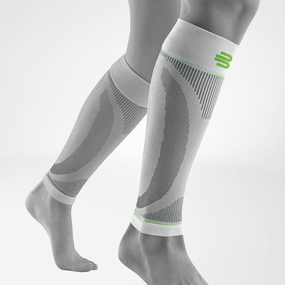 Complete view of the white lower legs Sport Sleeves on the stylized gray leg